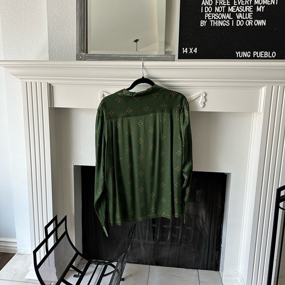 Stussy button down casual shirt - Picture 2 of 3